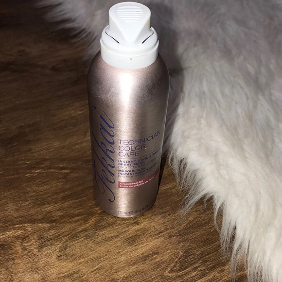 Fekkai Technician color car conditioning spray - Picture 3 of 3